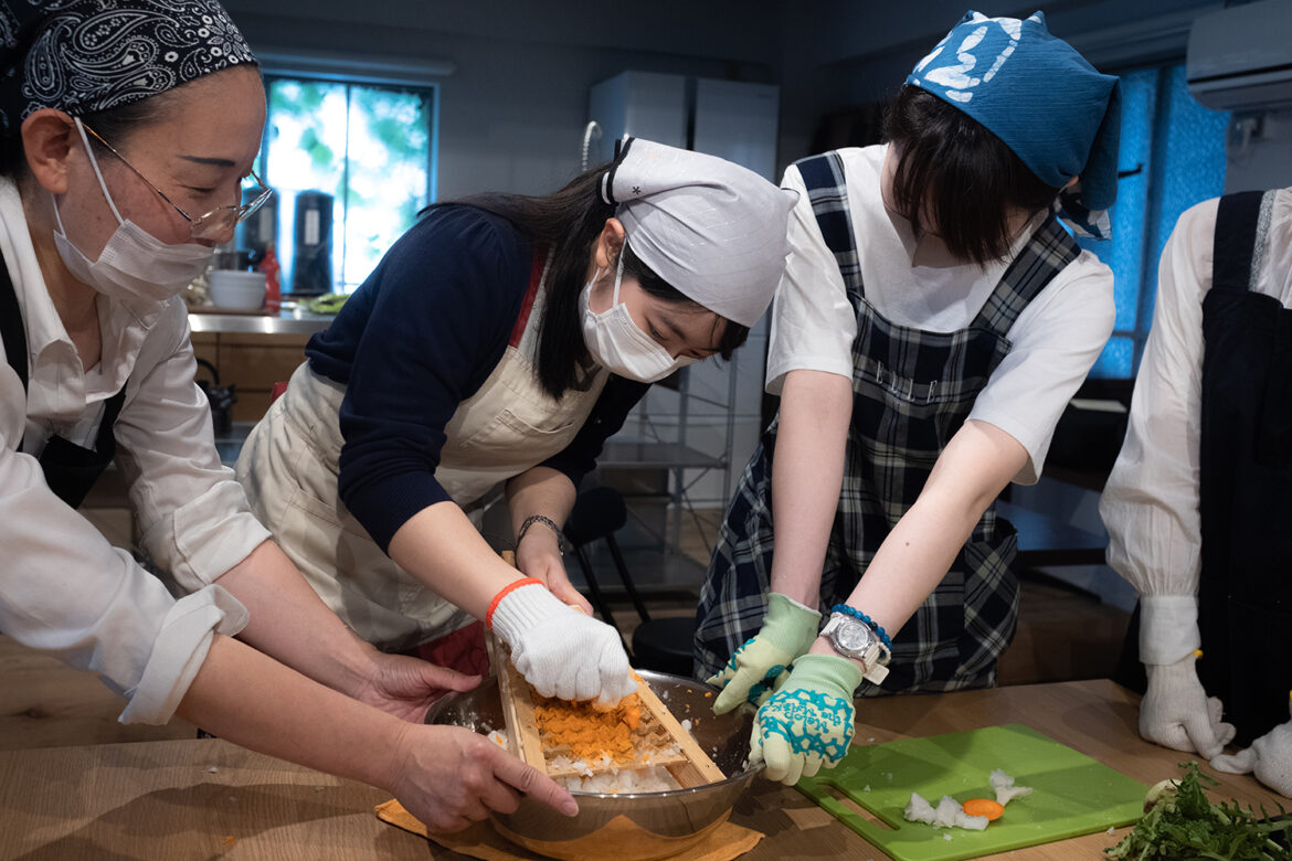宇都宮大学 しもつかれ作り体験